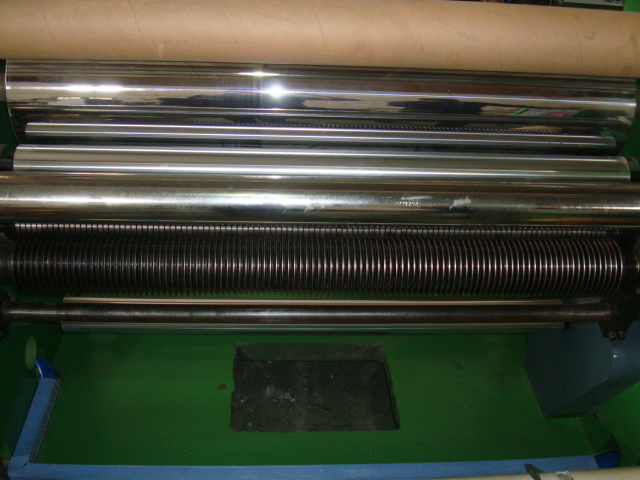 Rollenpapier PVC-Folie Aluminiumfolie Schneidemaschine in 5 mm kleine Breite